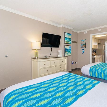Oceanfront 1 Bedroom Suite With Beautiful Decor And Accents Caravelle Resort 1039 Sleeps 6 Guests Миртл-Бич Экстерьер фото