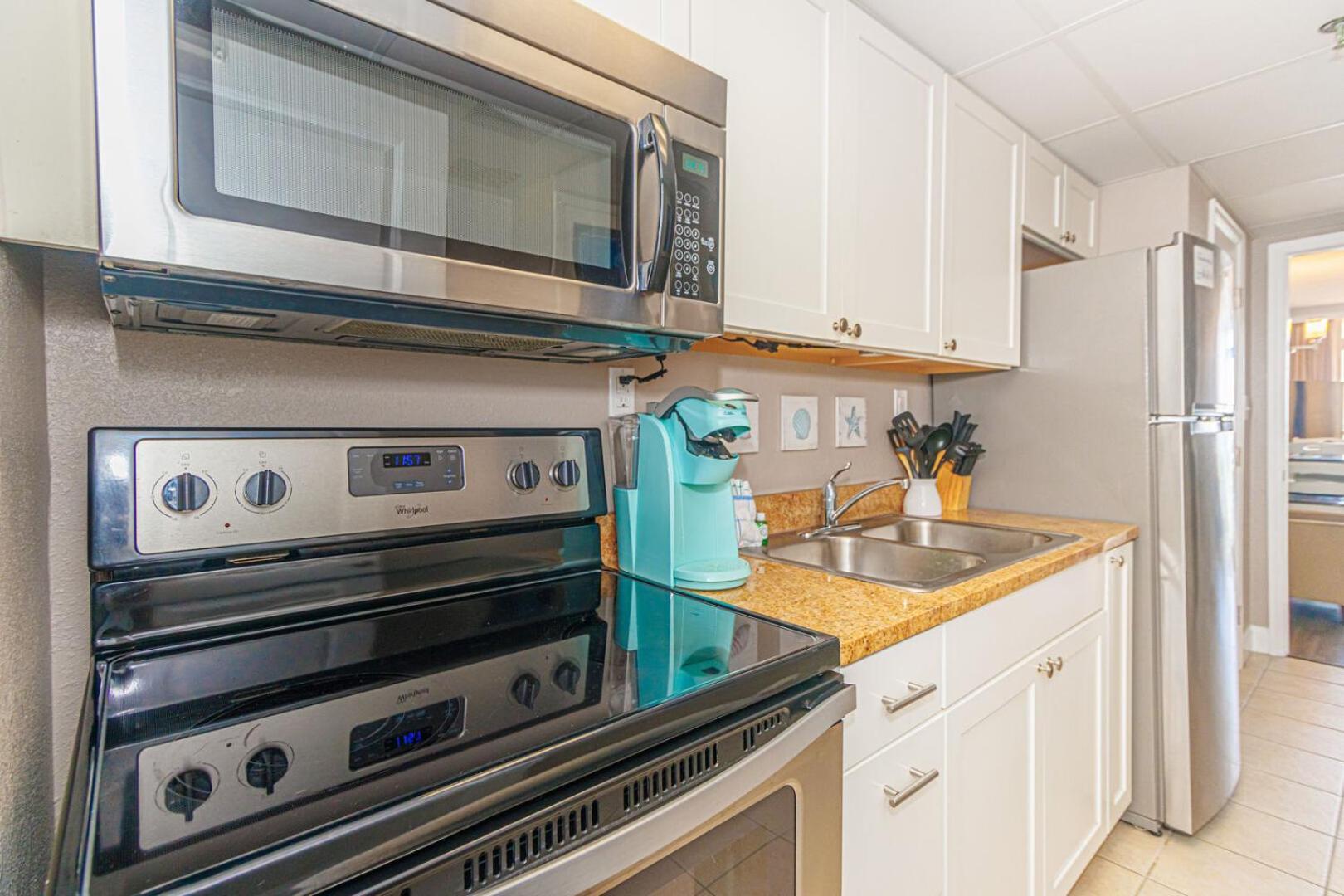 Oceanfront 1 Bedroom Suite With Beautiful Decor And Accents Caravelle Resort 1039 Sleeps 6 Guests Миртл-Бич Экстерьер фото